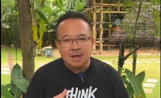 Rhenald Kasali Kritik Kunjungan Pejabat ke Lokasi Bencana Sumatra: “Sudah, Jangan Banyak Omong”